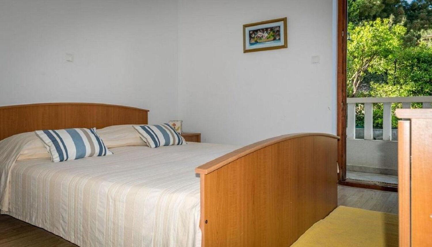 Apartments Brane - 100M From The Beach Trogir Exterior photo